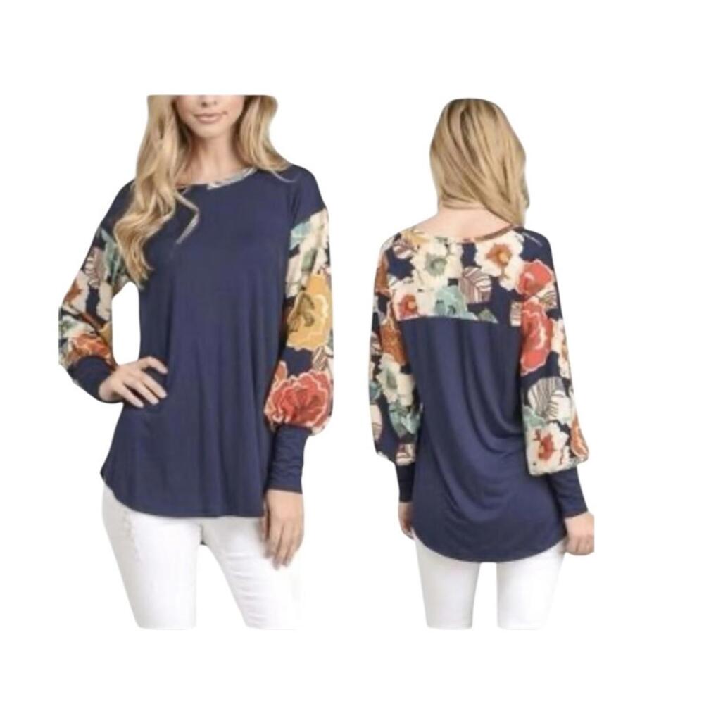 Mai Soli Navy Floral Top at Anthropologie  Women's Size Small
